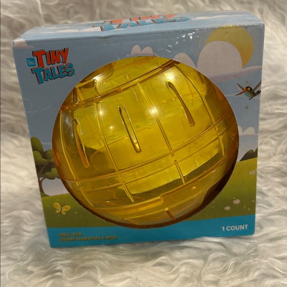 ALL LIVING THINGS Other - New Pet Exercise Ball All Living Things® Tiny Tales™ Yellow 5”  Hamsters & Mice